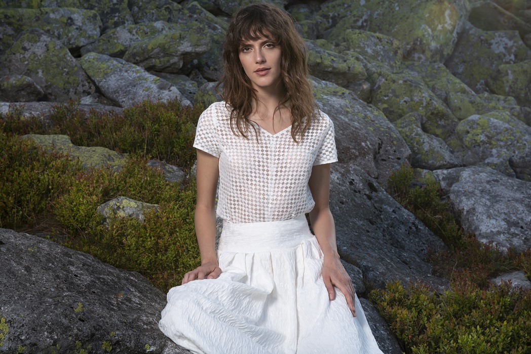 thereseundluise-bettina-hirtreiter-2019-brautkleid-08-03-kelly-kristy-header thereseundluise-bettina-hirtreiter-2019-brautkleid-08-03-kelly-kristy-header