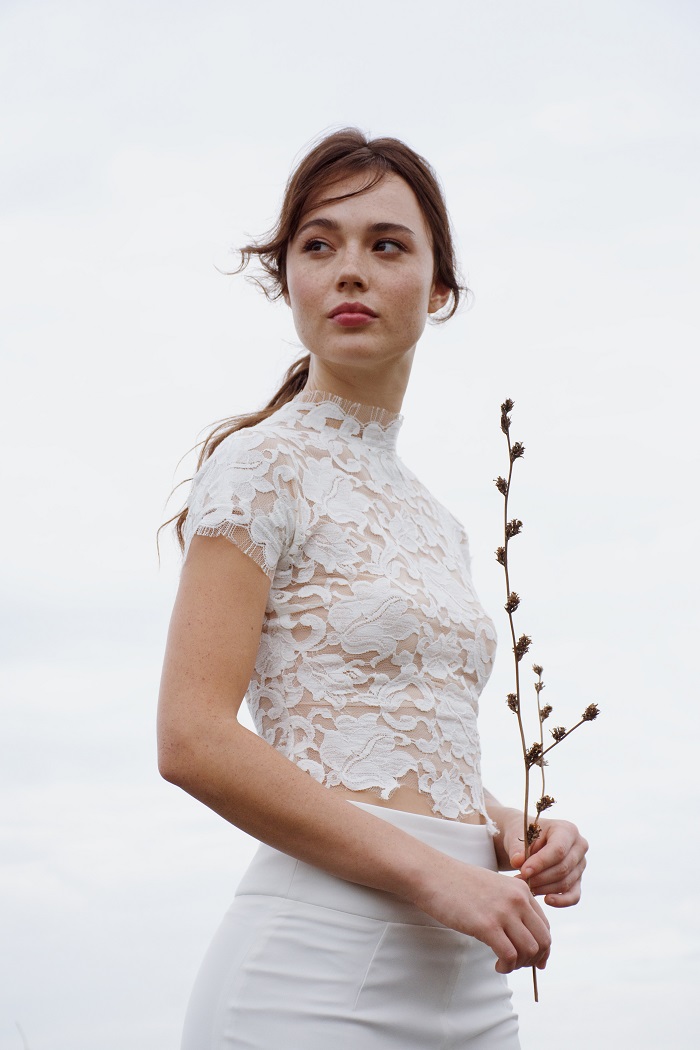 thereseundluise-bettina-hirtreiter-mixandmach-01-01-hose-top-lara thereseundluise-mix-and-match-spitzentop-hochgeschlossen-mit-knopfleiste-hinten-hose