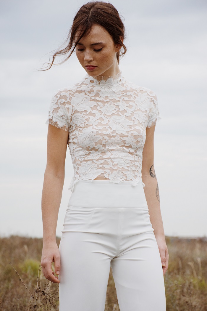 thereseundluise-bettina-hirtreiter-mixandmach-01-06-hose-top-lara thereseundluise-mix-and-match-spitzentop-hochgeschlossen-mit-knopfleiste-hinten-hose