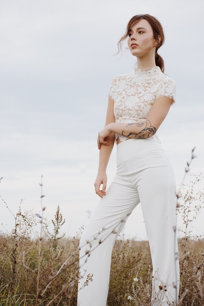 thereseundluise-bettina-hirtreiter-mixandmach-01-09-hose-top-lara thereseundluise-mix-and-match-spitzentop-hochgeschlossen-mit-knopfleiste-hinten-hose