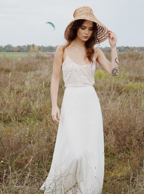 thereseundluise-moderne-brautkleider-top-ina-rock-ina