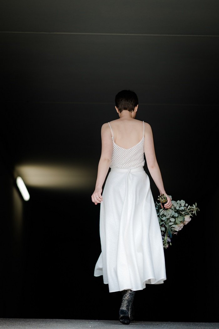 thereseundluise-bettina-hirtreiter-2021-brautrock-nadya-cloque-tealength-09 thereseundluise-bettina-hirtreiter-brautrock-nadya