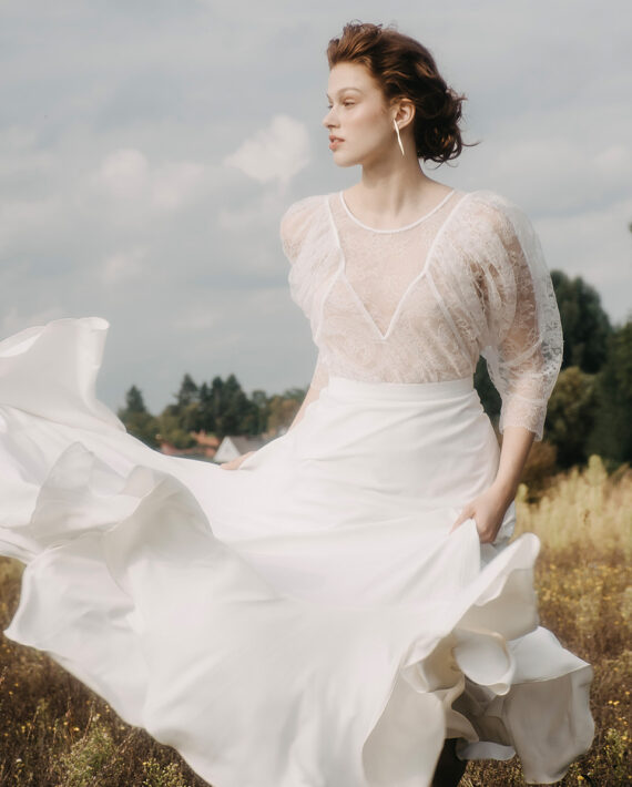 thereseundluise-bettina-hirtreiter-moderne-brautkleider