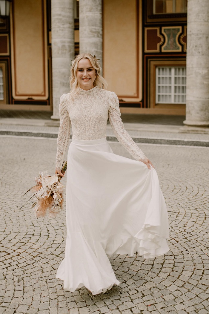 thereseundluise-brautkleid-martina-keulenärmel-spitze-tiefer-rücken