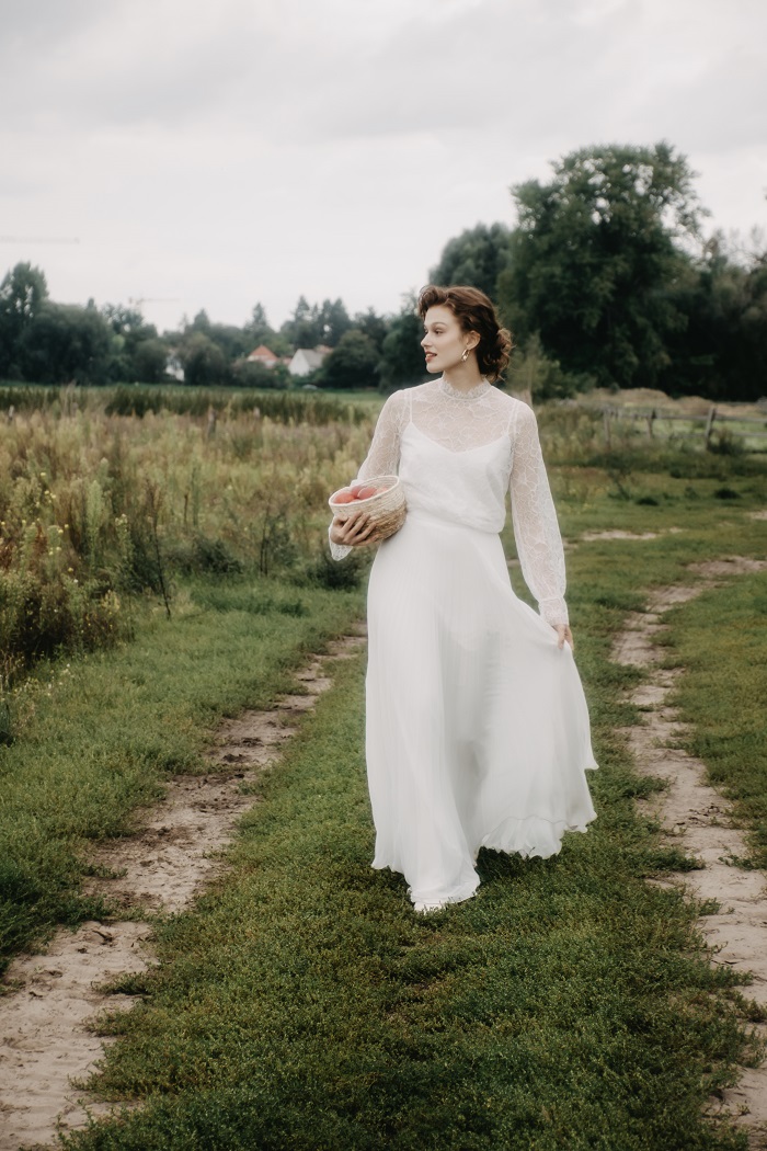 thereseundluise-braut-zweiteiler-spitze-plissee