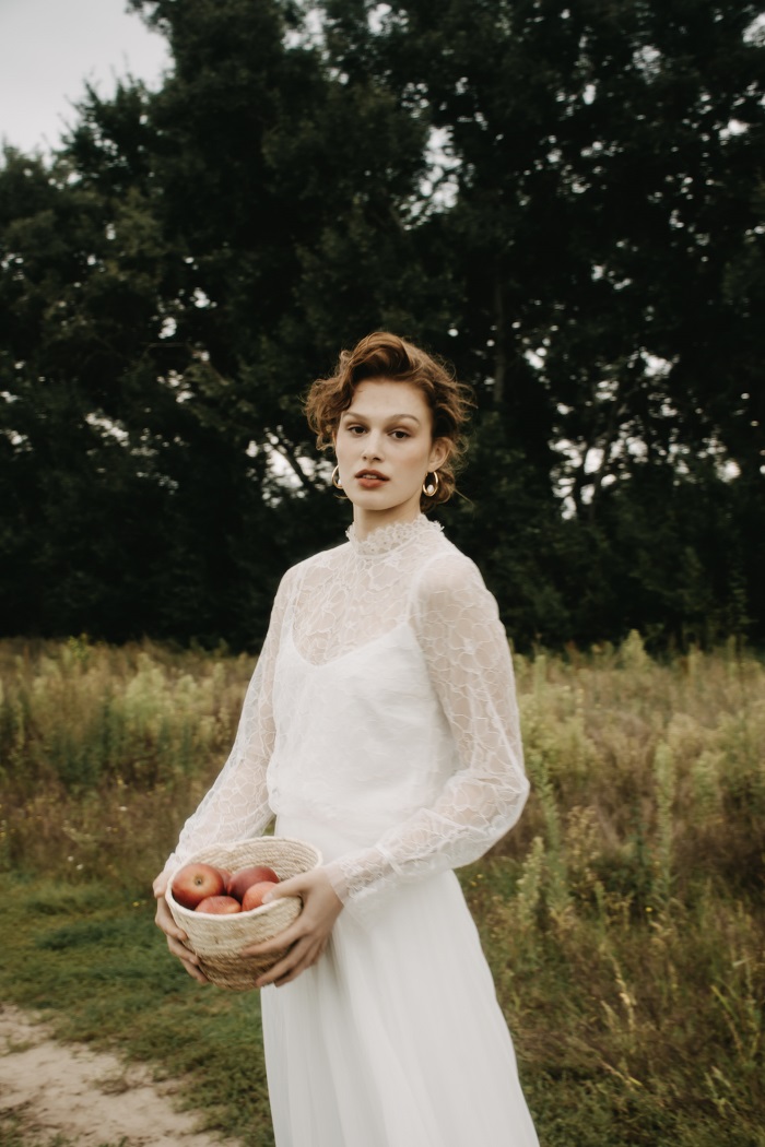 thereseundluise-braut-zweiteiler-spitze-plissee