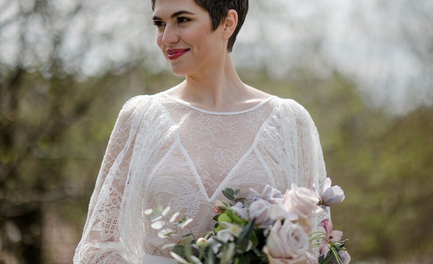 thereseundluise-brautkleid-für-ältere-bräute-v-ausschnitt-für-große-oberweite