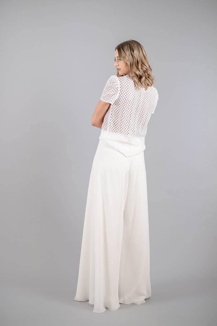 thereseundluise-braut-zweiteiler-2023-hosenrock-spitzentop-20 thereseundluise-braut-zweiteiler-2023-hosenrock-spitzentop